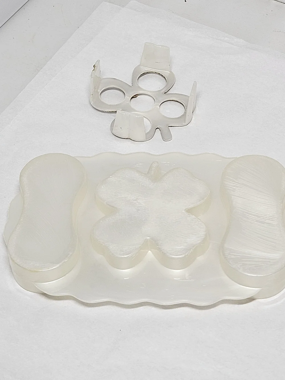 Vintage  White Plastic Vanity Makeup Jewelry Tray with Glitter Accent
